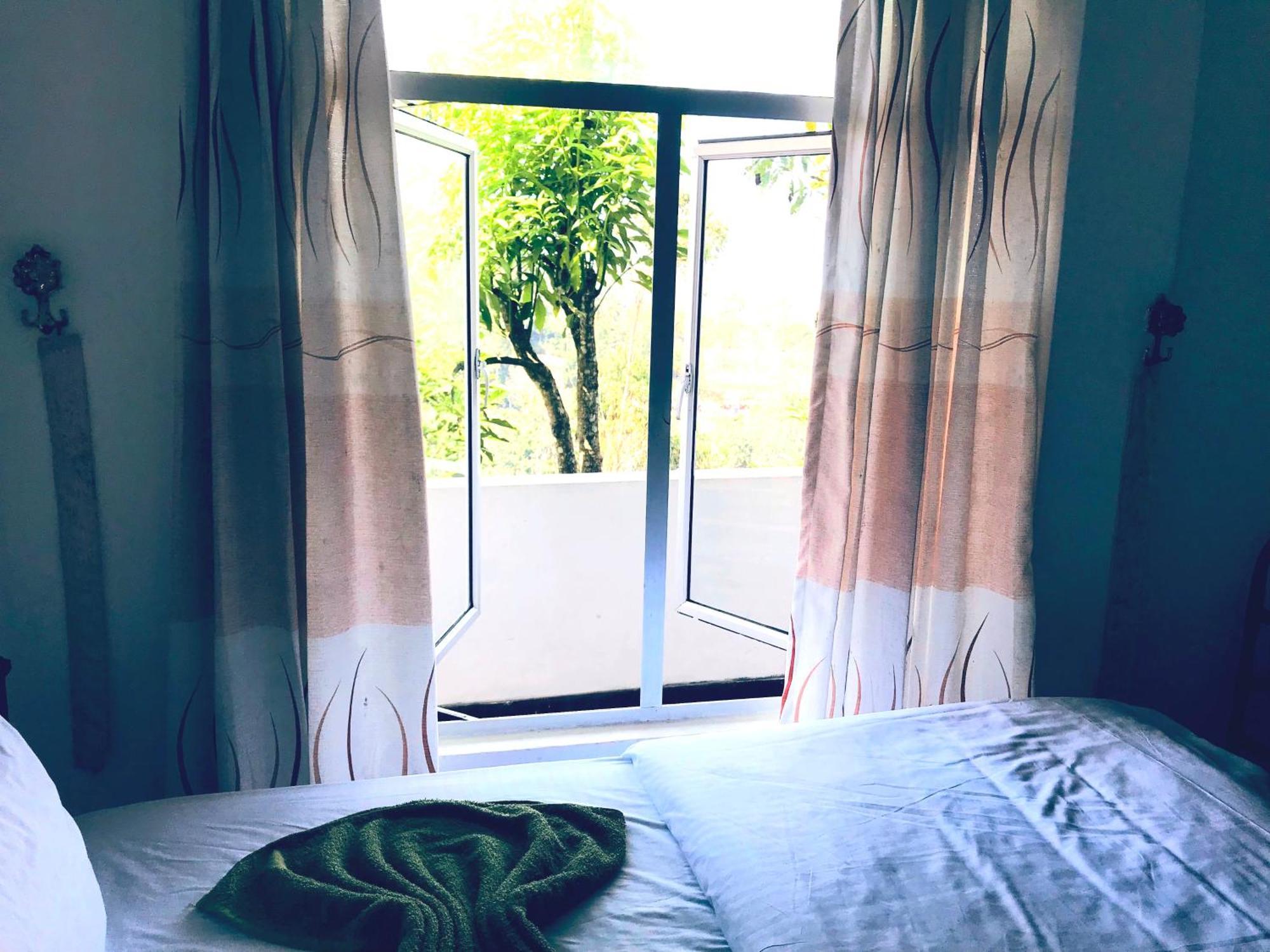 9 Arch View Rest Inn Ела Екстериор снимка