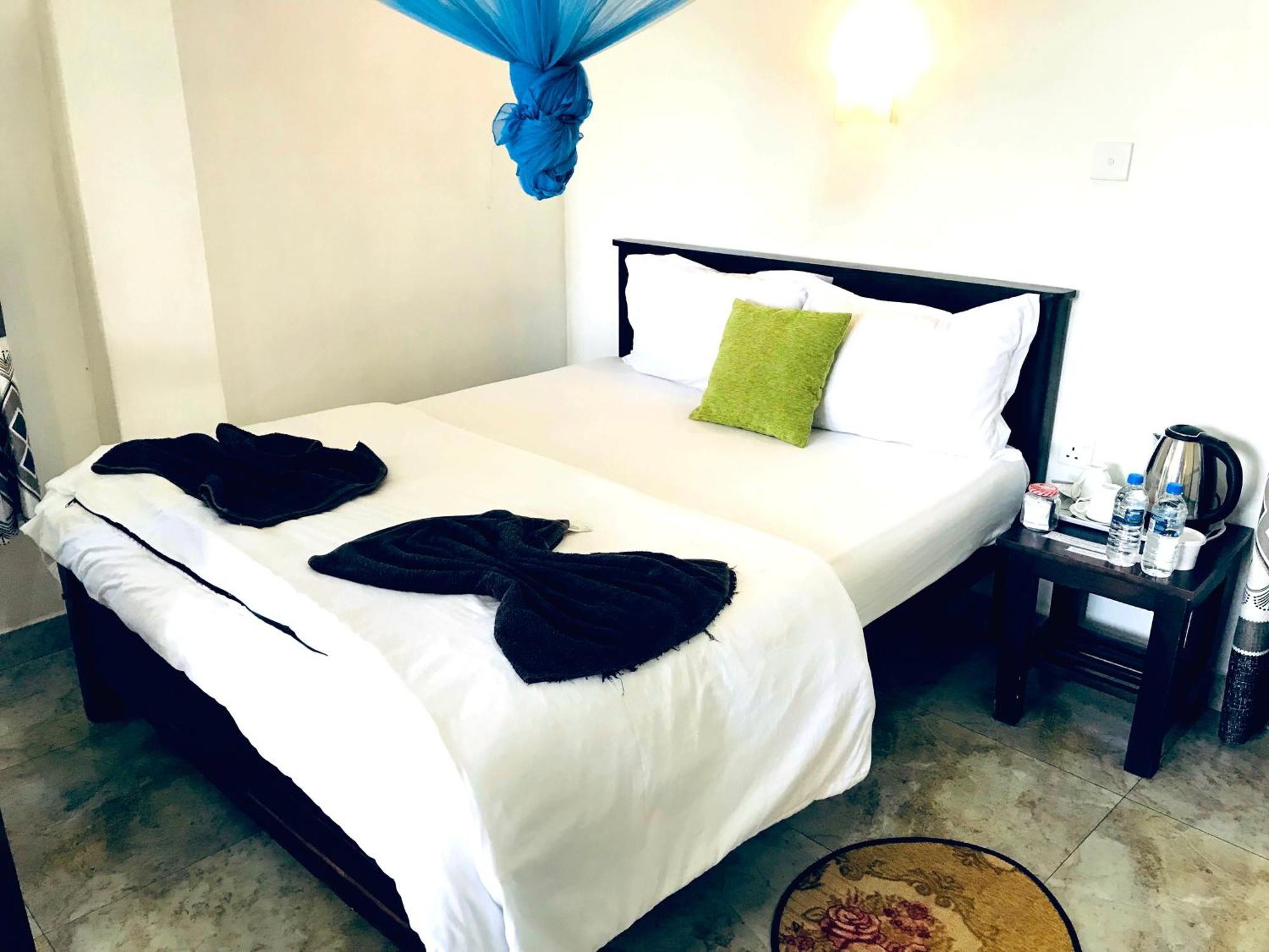 9 Arch View Rest Inn Ела Екстериор снимка